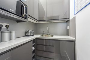 Kitchenette- click for photo gallery